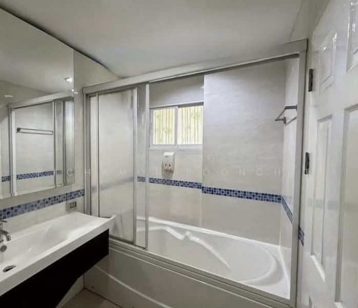 Life @ Ratchada-Huai Khwang, Bangkok, 189 Pracharatbamphen Road, Huai Khwang, Bangkok, 1 Bedroom, 41 sqm, Condo For Sale, by Pichamon Boonchit, 500465857 - DDproperty.com