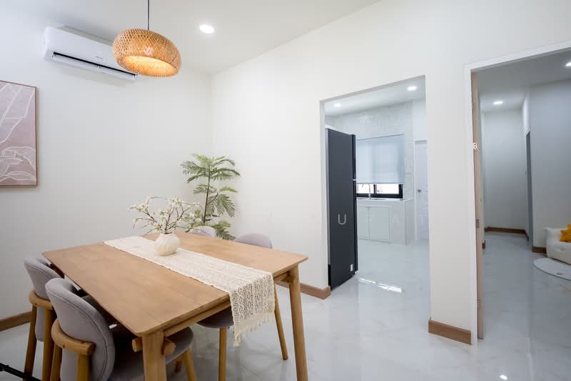Ban Waen, Hang Dong District, Chiang Mai, Ban Waen, Hang Dong, Chiang Mai, 4 Bedrooms, 245 sqm, Single Detached House For Rent, by Surat Premsri, 500465892 - DDproperty.com