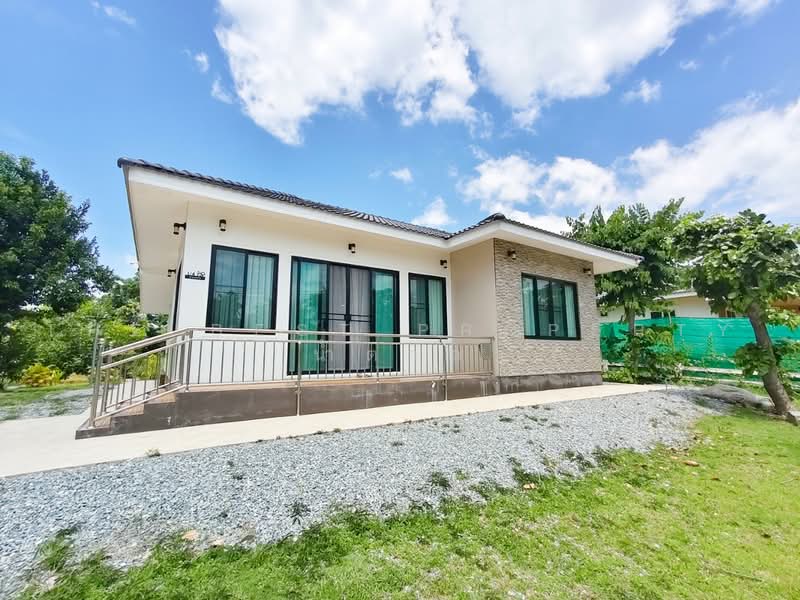 บ้านเดี่ยวบ้านยาง นครปฐม, Nakhon Pathom, Ban Yang, Muang Nakhon Pathom, Nakhon Pathom, 1 Bedroom, 150 sqm, Single Detached House For Sale, by The Best Property น้ำตาล, 500465896 - DDproperty.com