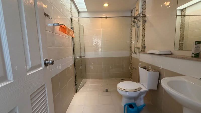 Urban Sathorn, Bangkok, Ratchaphruek Road, Bang Chak, Phasi Charoen, Bangkok, 3 Bedrooms, 300 sqm, Townhouse For Sale, by คุณ มณีรัตน์ ( เจี๊ยบ ), 500465919 - DDproperty.com