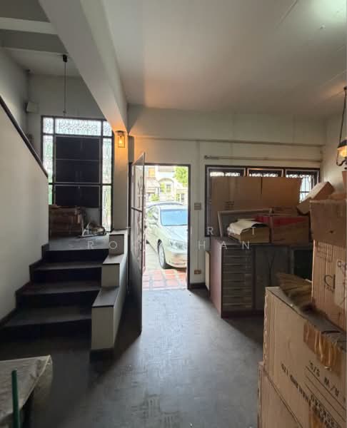 3-BR Townhouse, Bangkok, Sena Nikhom, Chatuchak, Bangkok, 3 Bedrooms, 210 sqm, Townhouse For Sale, by Hathairat Rookphan, 500465922 - DDproperty.com