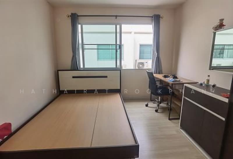 3-BR Townhouse, Bangkok, Bangmot, Thung Khru, Bangkok, 3 Bedrooms, 21 sqm, Townhouse For Sale, by Hathairat Rookphan, 500465930 - DDproperty.com