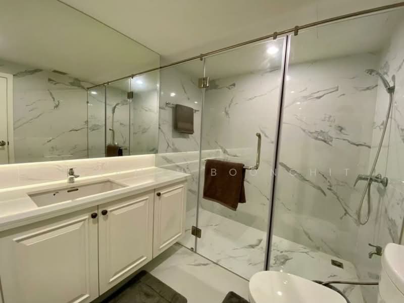 State Tower, Bangkok, 1055 Silom Road, Silom, Bang Rak, Bangkok, 2 Bedrooms, 89 sqm, Condo For Sale, by Pichamon Boonchit, 500465938 - DDproperty.com