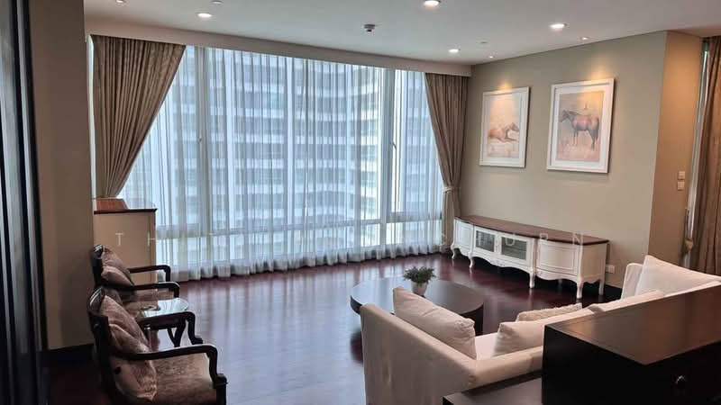 The Park Chidlom, Bangkok, 1 Petchaburi Road, Pathum Wan, Bangkok, 3 Bedrooms, 260 sqm, Condo For Rent, by Thiti Boonchurn, 500465943 - DDproperty.com