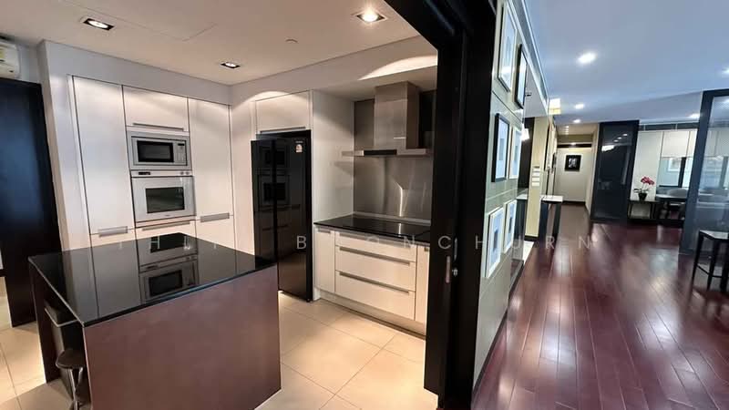 The Park Chidlom, Bangkok, 1 Petchaburi Road, Pathum Wan, Bangkok, 3 Bedrooms, 260 sqm, Condo For Rent, by Thiti Boonchurn, 500465943 - DDproperty.com