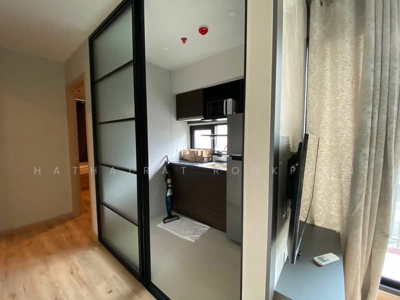 Brix Charan 64, Bangkok, 696 Charan Sanit Wong Road, Bang Yi Khan, Bang Phlat, Bangkok, 2 Bedrooms, 45 sqm, Condo For Sale, by Hathairat Rookphan, 500465945 - DDproperty.com