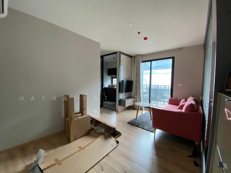 Brix Charan 64, Bangkok, 696 Charan Sanit Wong Road, Bang Yi Khan, Bang Phlat, Bangkok, 2 Bedrooms, 45 sqm, Condo For Sale, by Hathairat Rookphan, 500465945 - DDproperty.com