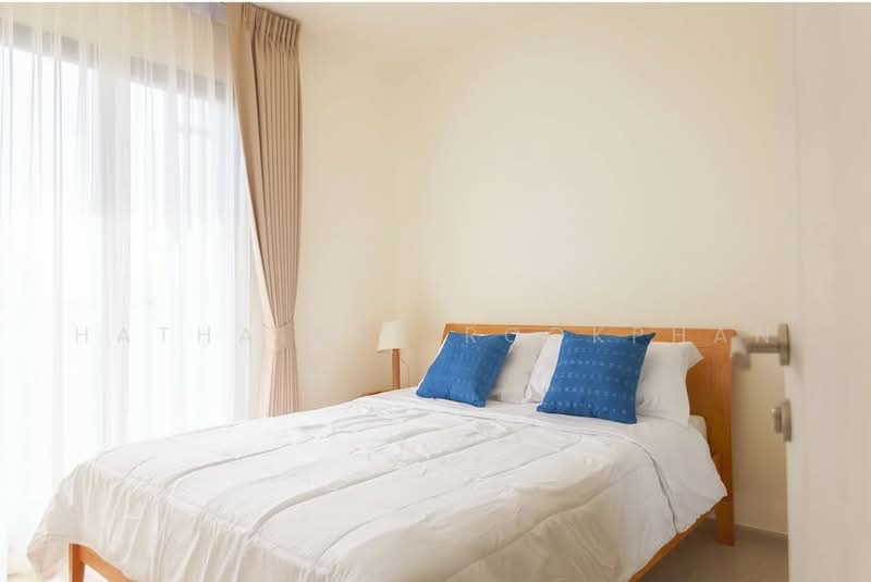 Rhythm Sukhumvit 36-38, Bangkok, 55 Soi Sukhumvit 36, Sukhumvit Road, Phra Kanong, Khlong Toei, Bangkok, 1 Bedroom, 35 sqm, Condo For Rent, by Hathairat Rookphan, 500465948 - DDproperty.com