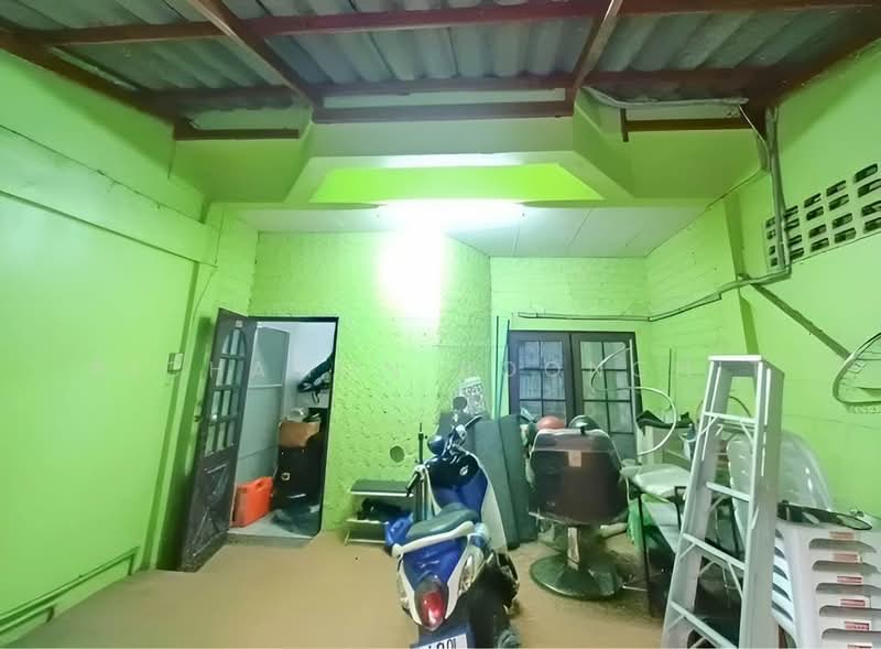 ทาวน์เฮ้าส์ 2-ห้องนอน, กรุงเทพ, พลับพลา, วังทองหลาง, กรุงเทพ, 75 ตร.ม., ทาวน์เฮ้าส์ ขาย, โดย Pichamon Boonchit, 500465981 - DDproperty.com