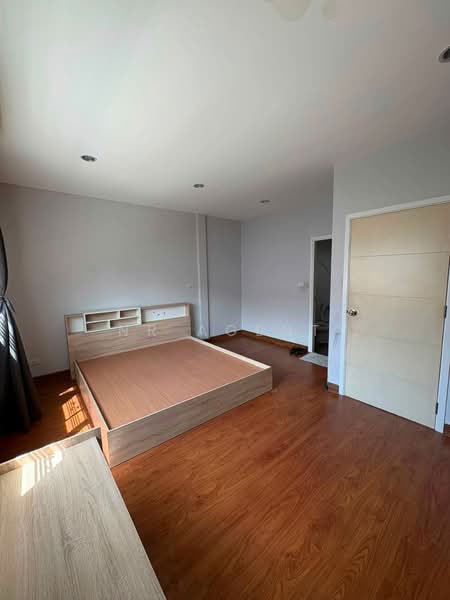 The Exclusive Chaengwattana - Tiwanon, Nonthaburi, M The Exclusive 99/228, Pak Kret, Nonthaburi, 3 Bedrooms, 130 sqm, Townhouse For Sale, by NR AGENT, 500465991 - DDproperty.com