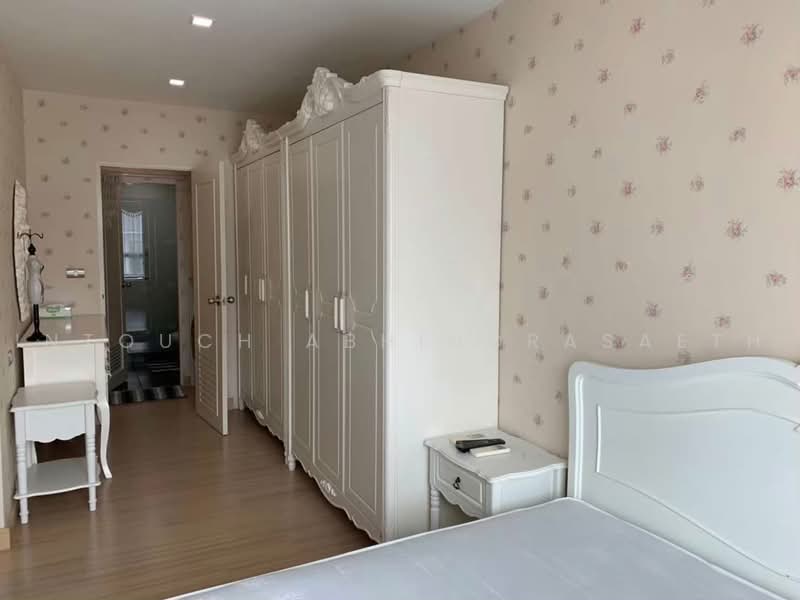 Tree Condo Sukhumvit 42, Bangkok, Soi Sukhumvit 42/1, Sukhumvit Road, Phra Kanong Nua, Watthana, Bangkok, 1 Bedroom, 47 sqm, Condo For Rent, by Intouch Abhinorasaeth, 500465992 - DDproperty.com