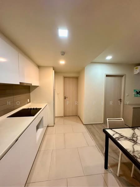 Maestro 03 Ratchada-Rama 9, Bangkok, Soi Ratchadaphisek 3 Ratchadaphisek Road, Din Daeng, Bangkok, 2 Bedrooms, 57 sqm, Condo For Rent, by Holtop Property, 500466012 - DDproperty.com