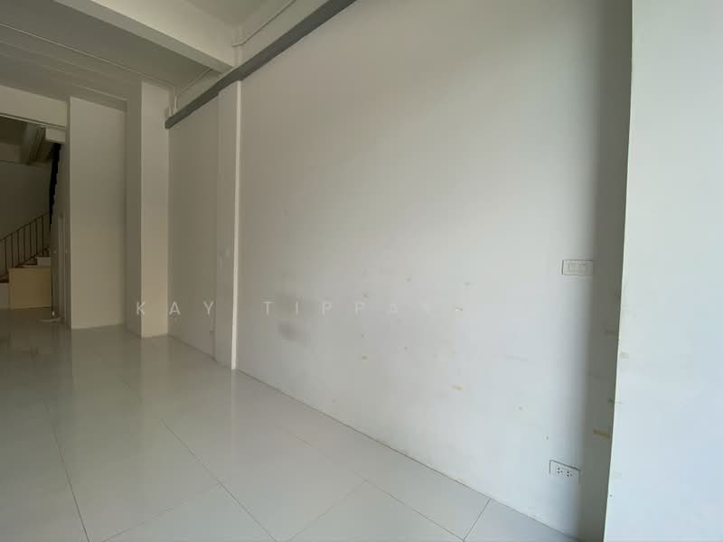 Four-story commercial building, Kantana Soi, Nonthaburi, Bang Yai, Nonthaburi, 4 Bedrooms, 92 sqm, Townhouse For Sale, by Kay Tippayanet, 500466070 - DDproperty.com