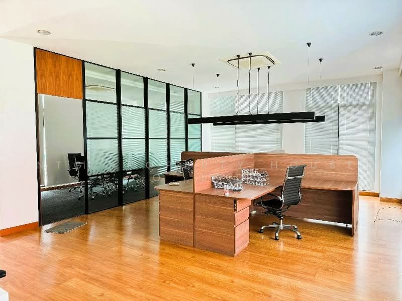 Baan Klang Krung Office Park Ladprao 71 : บ้านกลางกรุง ออฟฟิศ พาร์ค ลาดพร้าว 71, กรุงเทพ, ซอยลาดพร้าว 71 ถนนนาคนิวาส, ลาดพร้าว, กรุงเทพ, 493 ตร.ม., ทาวน์เฮ้าส์ ให้เช่า, โดย NTG Property House Co.,Ltd., 500466076 - DDproperty.com