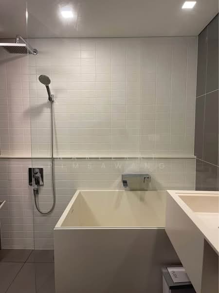 Siamese Sukhumvit 48, Bangkok, 1498 Soi Sukhumvit 48, Phra Kanong, Khlong Toei, Bangkok, 1 Bedroom, 40 sqm, Condo For Rent, by Nareerat Pimsawang, 500466091 - DDproperty.com