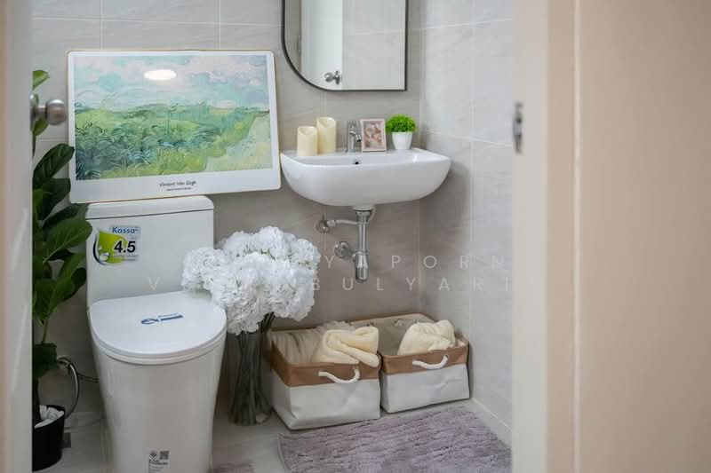 Century Park, Bangkok, 49 22 Vibhavadi-Rangsit Road, Jom Phon, Chatuchak, Bangkok, 2 Bedrooms, 49 sqm, Condo For Sale, by Poonyaporn Veerabulyarit, 500466124 - DDproperty.com