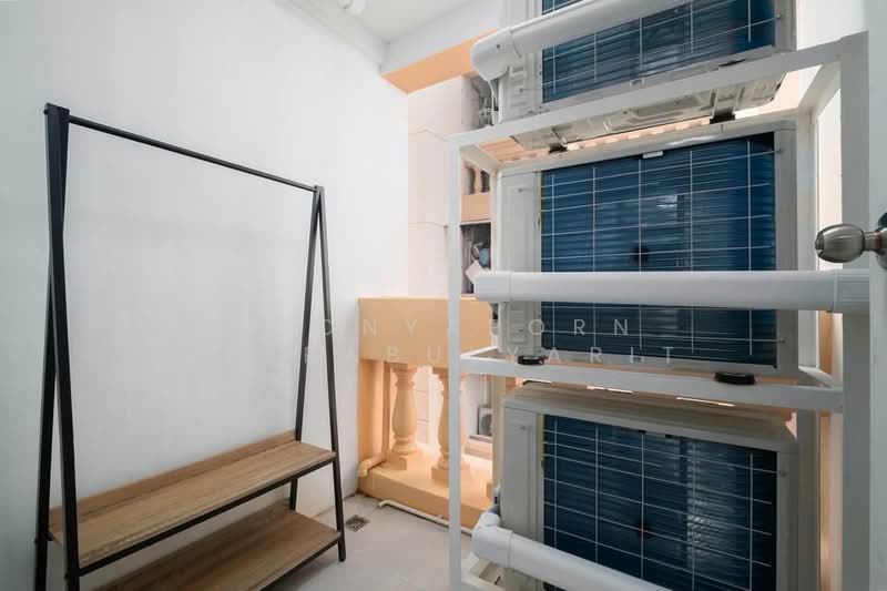 Century Park, bangkok, 49 22 Vibhavadi-Rangsit Road, Jom Phon, Chatuchak, Bangkok, 2 Bedrooms, 49 sqm, Condo For Sale, by Poonyaporn Veerabulyarit, 500466124 - DDproperty.com