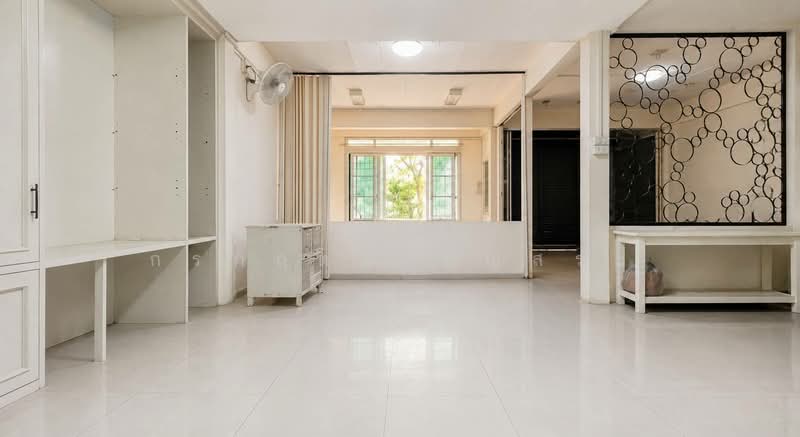 Baan Rangsiya.: หมู่บ้านรังสิยา, Bangkok, รามอินทรา 74, Khan Na Yao, Bangkok, 3 Bedrooms, 140 sqm, Semi-Detached House (Twin House) For Sale, by กรกฤตย์ บุญสระ, 500466137 - DDproperty.com