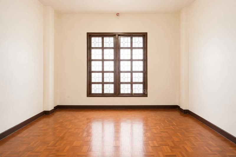 Baan Rangsiya.: หมู่บ้านรังสิยา, Bangkok, รามอินทรา 74, Khan Na Yao, Bangkok, 3 Bedrooms, 140 sqm, Semi-Detached House (Twin House) For Sale, by กรกฤตย์ บุญสระ, 500466137 - DDproperty.com