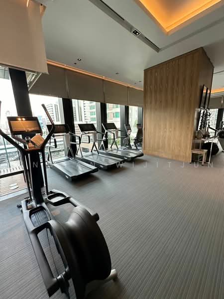 The Ritz-Carlton Residences, Bangkok, 114 Narathiwat Ratchanakarin Road, Silom, Bang Rak, Bangkok, 2 Bedrooms, 124 sqm, Condo For Sale, by Rungkan Wijitjun, 500466152 - DDproperty.com
