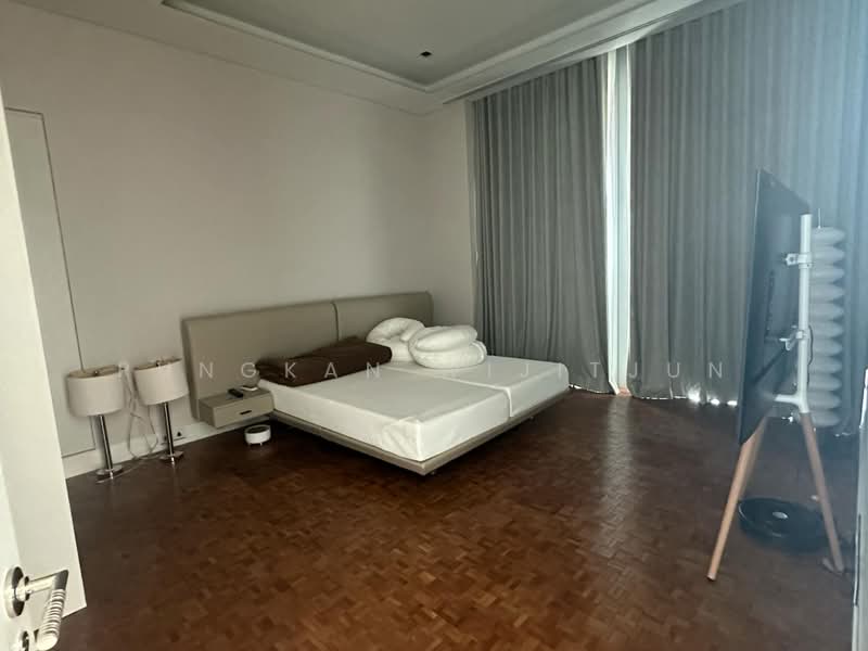 The Ritz-Carlton Residences, Bangkok, 114 Narathiwat Ratchanakarin Road, Silom, Bang Rak, Bangkok, 2 Bedrooms, 124 sqm, Condo For Sale, by Rungkan Wijitjun, 500466152 - DDproperty.com
