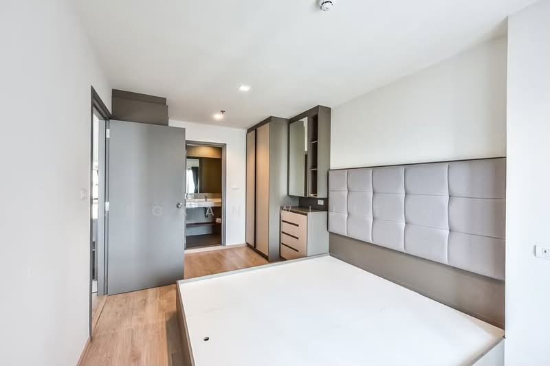 IDEO Sathorn-Wongwian Yai, Bangkok, 219 Soi Krung Thonburi 1, Khlong Ton Sai, Khlong San, Bangkok, 2 Bedrooms, 54 sqm, Condo For Sale, by Rungkan Wijitjun, 500466162 - DDproperty.com