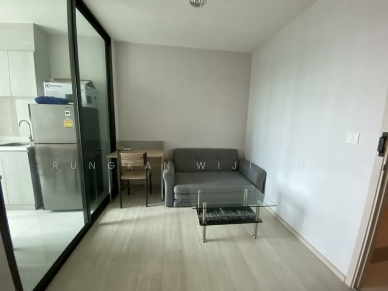 Life Pinklao, Bangkok, Boromarajonani Road, Bang Bamru, Bang Phlat, Bangkok, 1 Bedroom, 31 sqm, Condo For Sale, by Rungkan Wijitjun, 500466172 - DDproperty.com