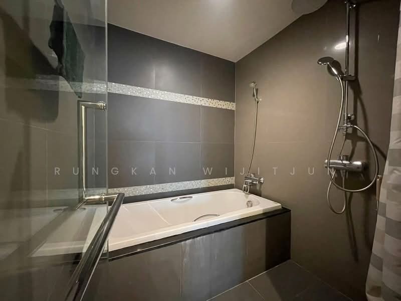 The Crest Sukhumvit 34, Bangkok, 778 Sukhumvit Road, Khong Tan, Khlong Toei, Bangkok, 1 Bedroom, 47 sqm, Condo For Sale, by Rungkan Wijitjun, 500466174 - DDproperty.com