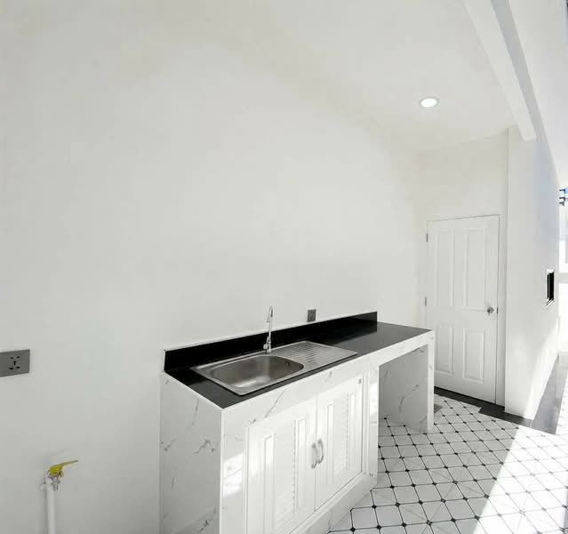 3-BR Townhouse, Chon Buri (Pattaya), Nong Pru, Bang Lamung (Pattaya), Chon Buri (Pattaya), 3 Bedrooms, 150 sqm, Townhouse For Sale, by Nattasak Poosuwan, 500466175 - DDproperty.com