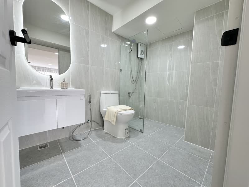 Subkaew Tower, Bangkok, 448 Soi Pracha Uthit 6 Pracha Uthit road, Huai Khwang, Bangkok, 2 Bedrooms, 63 sqm, Condo For Sale, by พุฒิโชติ ศรีวัง, 500466186 - DDproperty.com