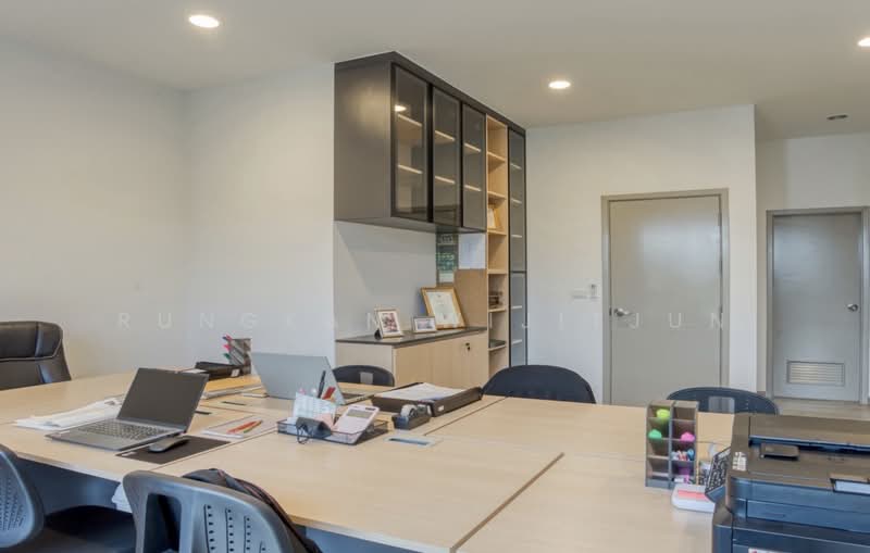 undefined, Bangkok, Tha Rang, Bang Khen, Bangkok, 4 Bedrooms, 200 sqm, Townhouse For Sale, by Rungkan Wijitjun, 500466201 - DDproperty.com