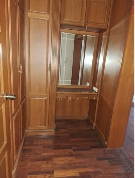 บ้านเดี่ยว 2 หลัง ติดกับมหาวิทยาลัยหอการค้า, Bangkok, Din Daeng, Bangkok, 7 Bedrooms, 400 sqm, Single Detached House For Sale, by NR AGENT, 500466232 - DDproperty.com