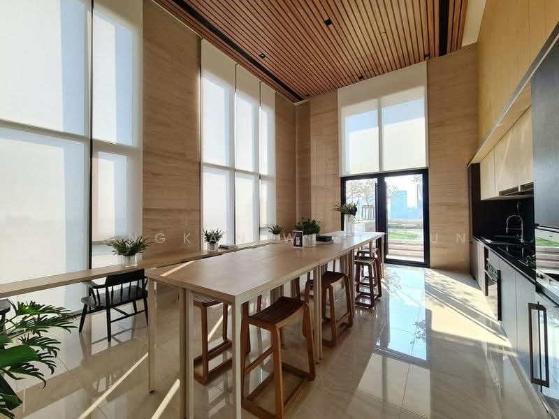 Maru Ekkamai 2, Bangkok, 70-5 Sukhumvit 63 Road, Phra Kanong Nua, Watthana, Bangkok, 1 Bedroom, 34 sqm, Condo For Sale, by Rungkan Wijitjun, 500466240 - DDproperty.com