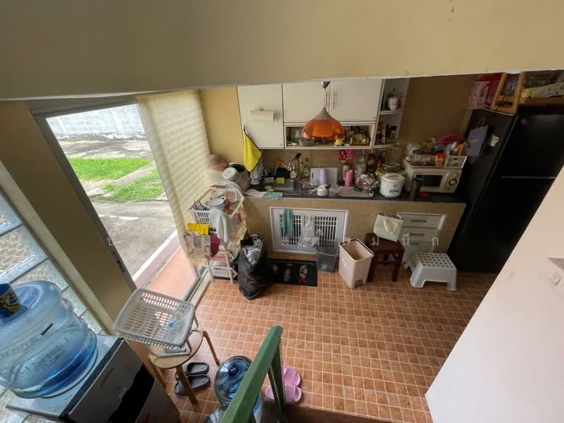 Wood house 2 bedroom plus separate maid house and garden around BTS Saphan Khwai, Bangkok, ประดิพัทธ์, Samsen Nai, Phaya Thai, Bangkok, 2 Bedrooms, 200 sqm, Single Detached House For Rent, by ปรีชา จิตต์สมนึก, 500466271 - DDproperty.com