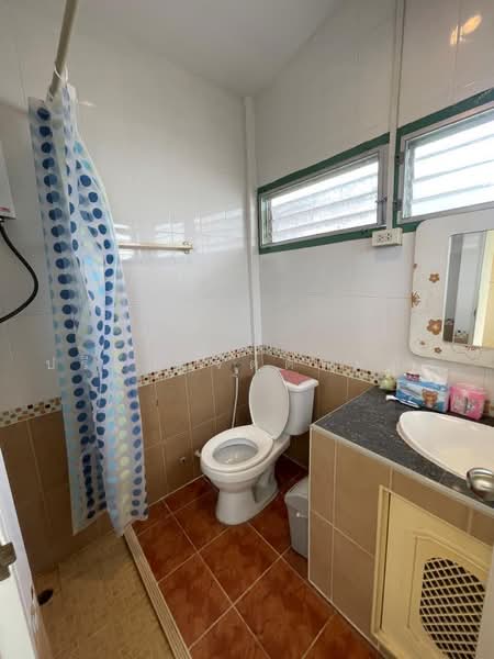 Wood house 2 bedroom plus separate maid house and garden around BTS Saphan Khwai, Bangkok, ประดิพัทธ์, Samsen Nai, Phaya Thai, Bangkok, 2 Bedrooms, 200 sqm, Single Detached House For Rent, by ปรีชา จิตต์สมนึก, 500466271 - DDproperty.com