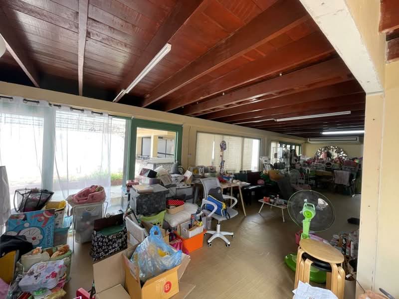 Wood house 2 bedroom plus separate maid house and garden around BTS Saphan Khwai, Bangkok, ประดิพัทธ์, Samsen Nai, Phaya Thai, Bangkok, 2 Bedrooms, 200 sqm, Single Detached House For Rent, by ปรีชา จิตต์สมนึก, 500466271 - DDproperty.com