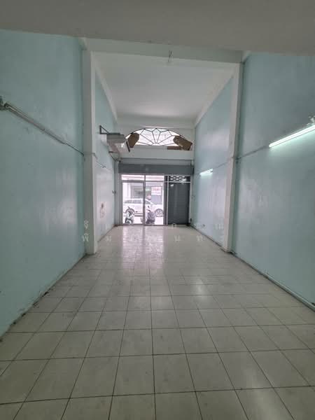 ็Huai Khwang, Bangkok, Huai Khwang, Huai Khwang, Bangkok, , 300 sqm, Shophouse For Rent, by จิตราภรณ์ พิมพ์จันทร์, 500466285 - DDproperty.com