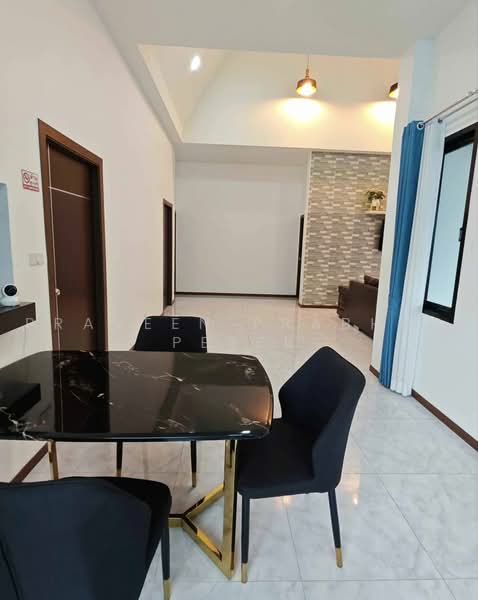 Pasuk Village, Chon Buri (Pattaya), Khao Khan Song, Si Racha, Chon Buri (Pattaya), 3 Bedrooms, 200 sqm, Single Detached House For Rent, by Praveen Peter, 500466303 - DDproperty.com