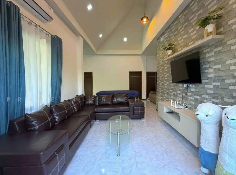 Pasuk Village, Chon Buri (Pattaya), Khao Khan Song, Si Racha, Chon Buri (Pattaya), 3 Bedrooms, 200 sqm, Single Detached House For Rent, by Praveen Peter, 500466303 - DDproperty.com