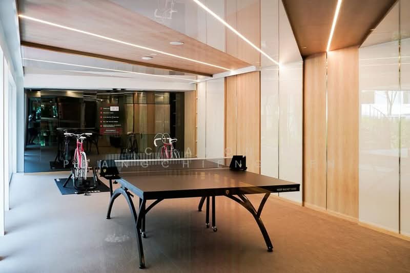 Taka Haus, Bangkok, 99 Soi Ekamai 10, Khlong Tan Nua, Watthana, Bangkok, 2 Bedrooms, 53 sqm, Condo For Rent, by Chanon Phangchienghien, 500466329 - DDproperty.com