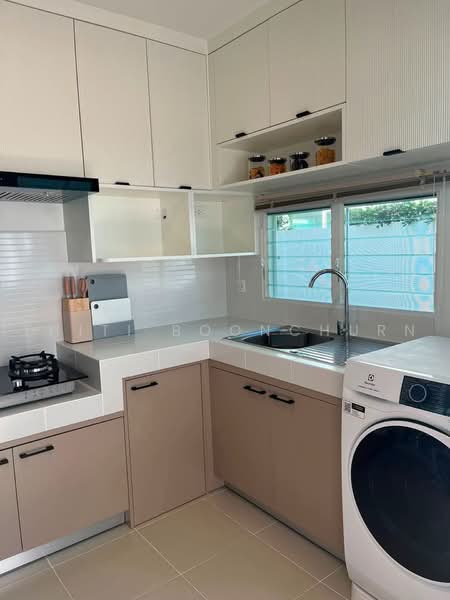 Villaggio 2 Srinakarin-Bangna, Samut Prakan, Buanakarin Road, Bang Kaeo, Bang Plee, Samut Prakan, 3 Bedrooms, 137 sqm, Townhouse For Rent, by Thiti Boonchurn, 500466348 - DDproperty.com