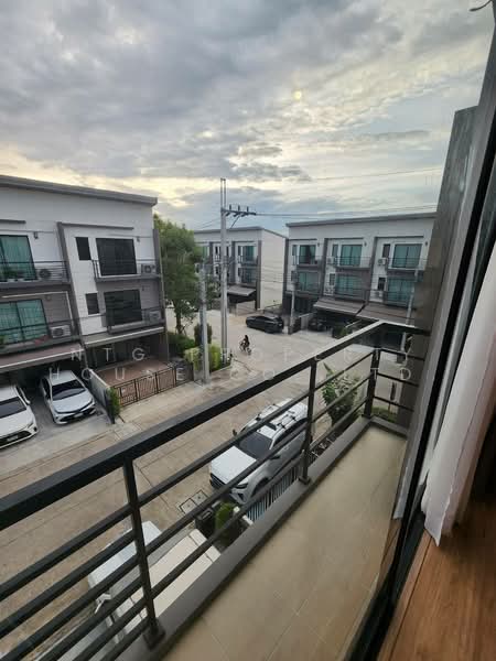 Baan klang muang Phaholyothin 50, Bangkok, Soi Phahonyothin 50, Khlong Tanon, Sai Mai, Bangkok, 3 Bedrooms, 150 sqm, Single Detached House For Rent, by NTG Property House Co.,Ltd., 500466349 - DDproperty.com