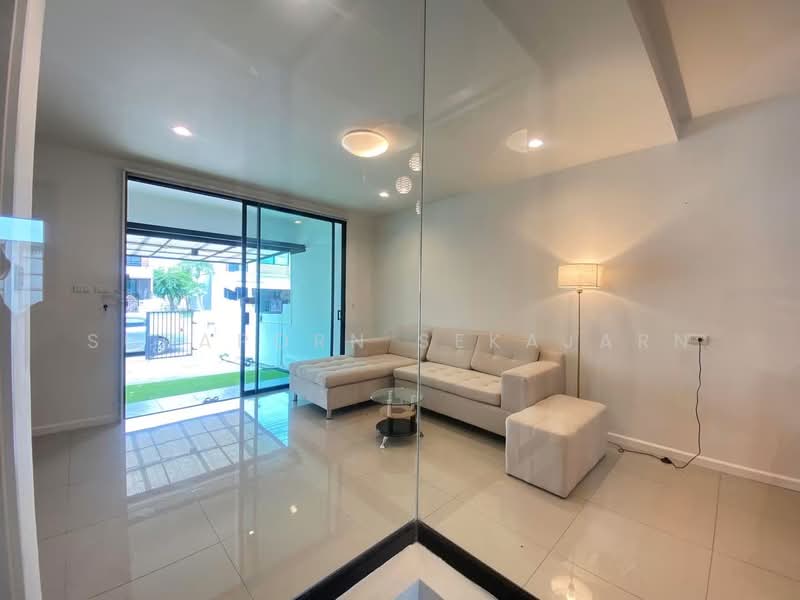 S Gate Chaengwattana-Kanjanapisek, Nonthaburi, Soi Imam Safi'i Road, Lahan, Bang Bua Thong, Nonthaburi, 3 Bedrooms, 100 sqm, Townhouse For Sale, by Supaporn Sekajarn, 500466352 - DDproperty.com