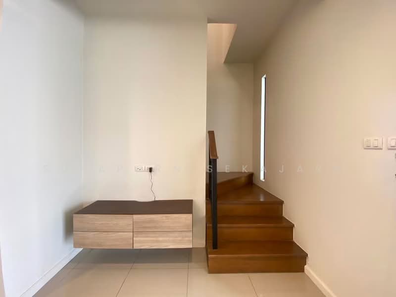 S Gate Chaengwattana-Kanjanapisek, Nonthaburi, Soi Imam Safi'i Road, Lahan, Bang Bua Thong, Nonthaburi, 3 Bedrooms, 100 sqm, Townhouse For Sale, by Supaporn Sekajarn, 500466352 - DDproperty.com