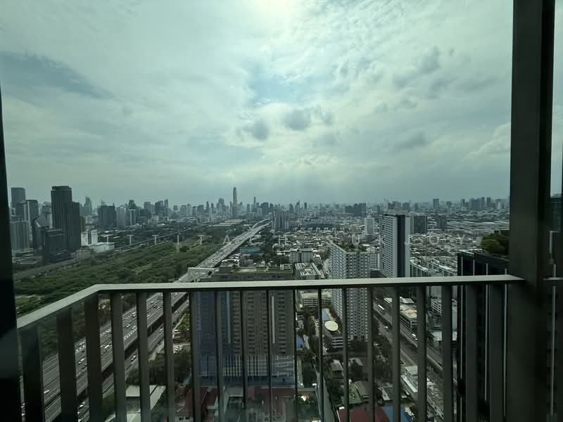 Life Asoke-Rama 9, Bangkok, 626 Asoke-Dindaeng Road, Makkasan, Ratchathewi, Bangkok, 1 Bedroom, 40 sqm, Condo For Rent, by Kittitach Sukjoy, 500466359 - DDproperty.com