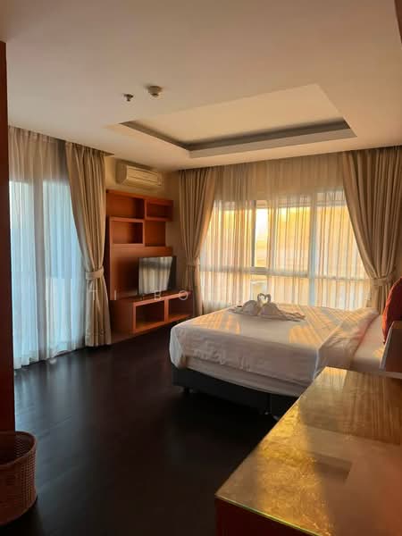 Click Condo Sukhumvit 65, Bangkok, 101 Soi Sukhumvit 65 Sukhumvit Road, Phra Kanong Nua, Watthana, Bangkok, 3 Bedrooms, 235 sqm, Condo For Rent, by Thiti Boonchurn, 500466370 - DDproperty.com