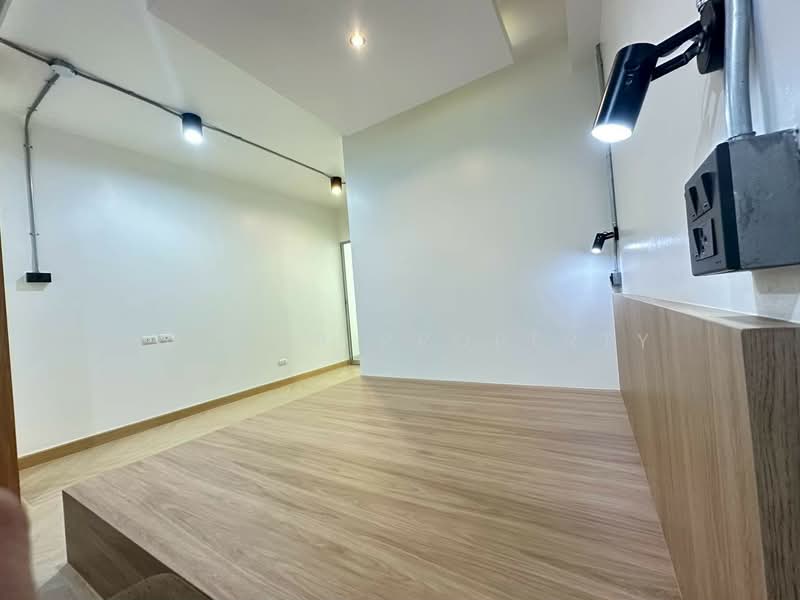 Supalai Park @ Tiwanon, Nonthaburi, 1 Pracha Rat Road, Talat Kwan, Muang Nonthaburi, Nonthaburi, Studio, 35 sqm, Condo For Sale, by Holtop Property, 500466382 - DDproperty.com