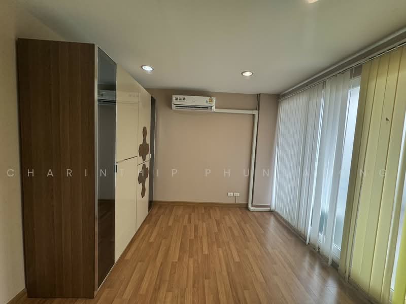 Baan Klang Muang Urbanion Rama 9-Ladprao : บ้านกลางเมือง เออร์บาเนี่ยน พระราม 9-ลาดพร้าว, กรุงเทพ, ซอยลาดพร้าว 84 ถนนลาดพร้าว, วังทองหลาง, กรุงเทพ, 180 ตร.ม., ทาวน์เฮ้าส์ ให้เช่า, โดย Charinthip Phungalong, 500466408 - DDproperty.com