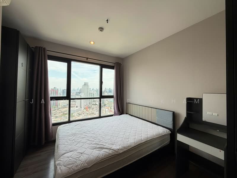 The Base Park West Sukhumvit 77, Bangkok, 11 Soi Sukhumvit 77 Sukhumvit Road, Phra Kanong Nua, Watthana, Bangkok, 1 Bedroom, 35 sqm, Condo For Rent, by Jaruphat Phukham, 500466410 - DDproperty.com