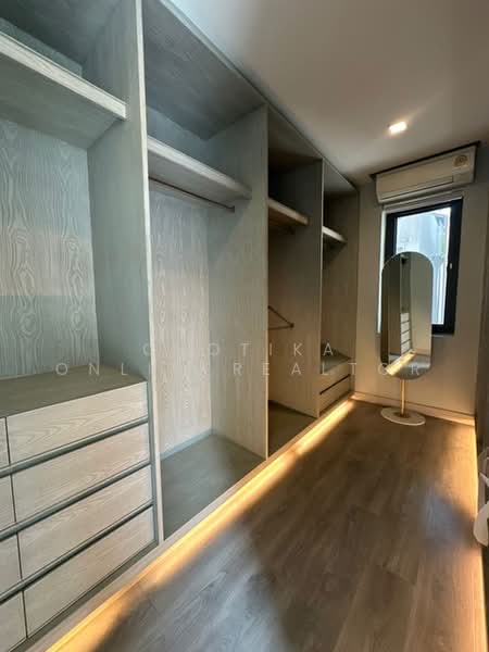 Sukhumvit 39 House for Rent, Bangkok, sukhumvit 39, Khlong Tan Nua, Watthana, Bangkok, 3 Bedrooms, 350 sqm, Single Detached House For Rent, by chotika onlinerealtor, 500466417 - DDproperty.com